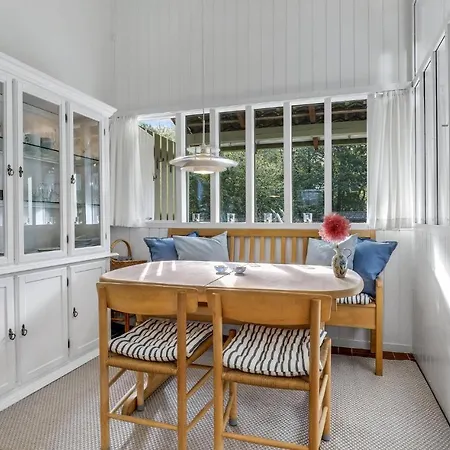 Awesome In With Kitchen Appartement